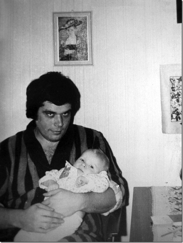 papa_BW